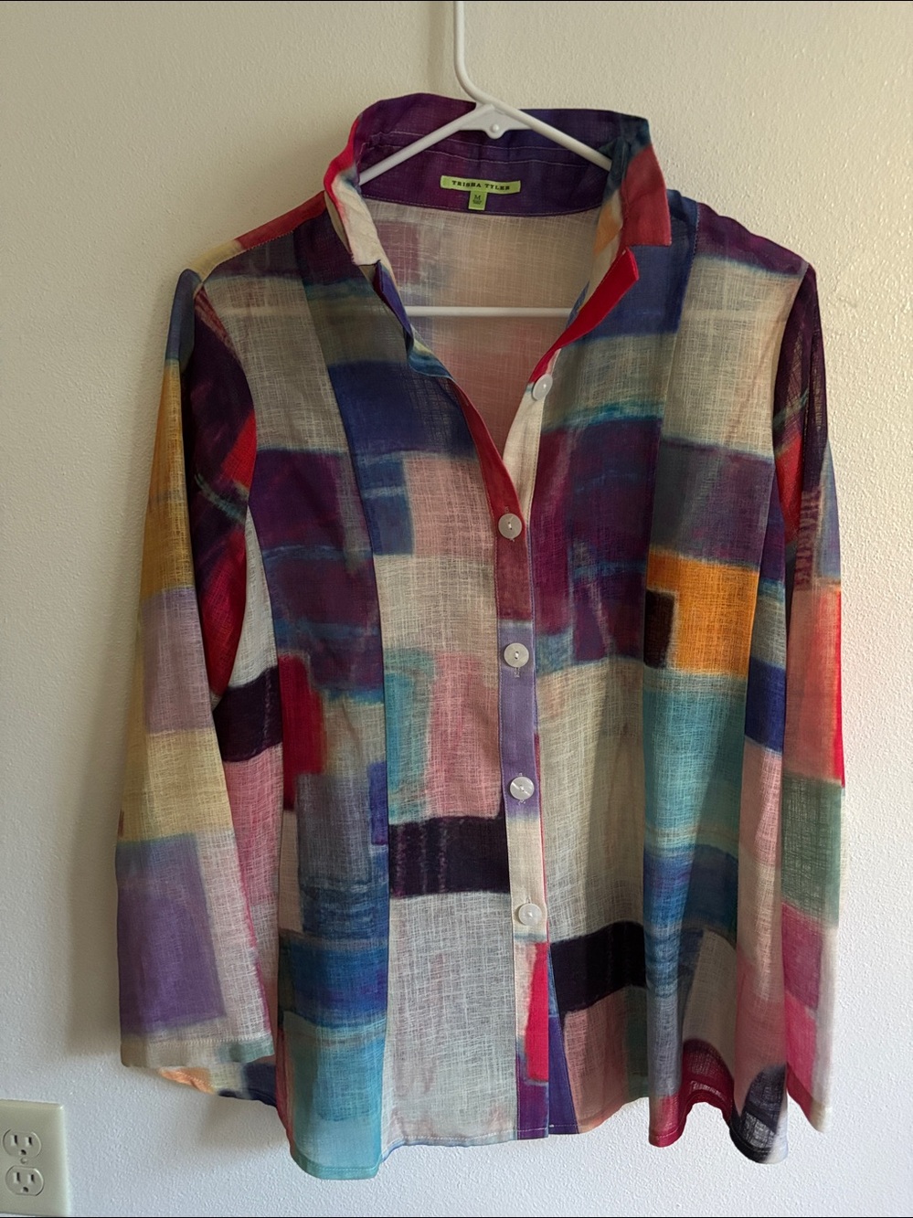 Trisha Tyler M Women's Art to Wear Wild Graphic Rainbow Plaid Blouse